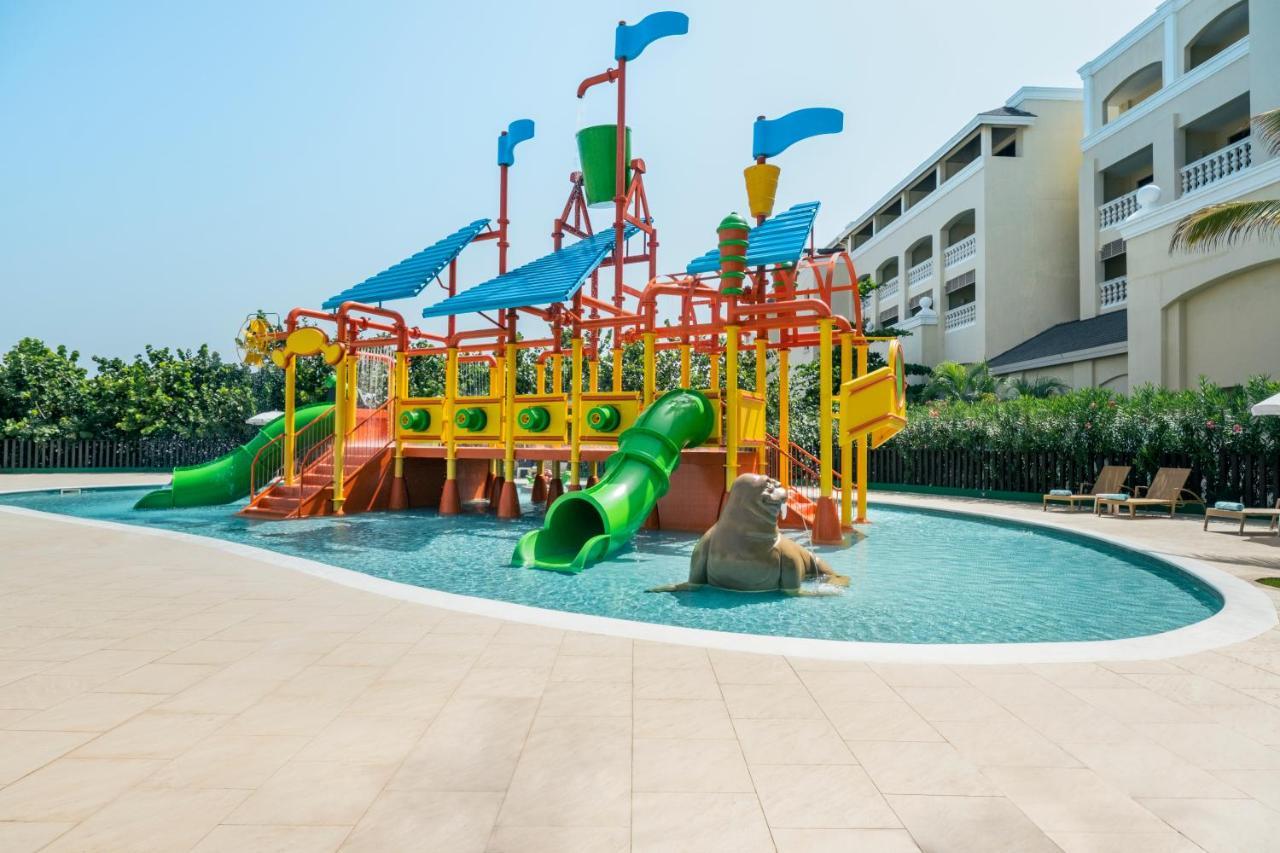 Iberostar Waves Rose Hall Beach Teluk Montego Bagian luar foto