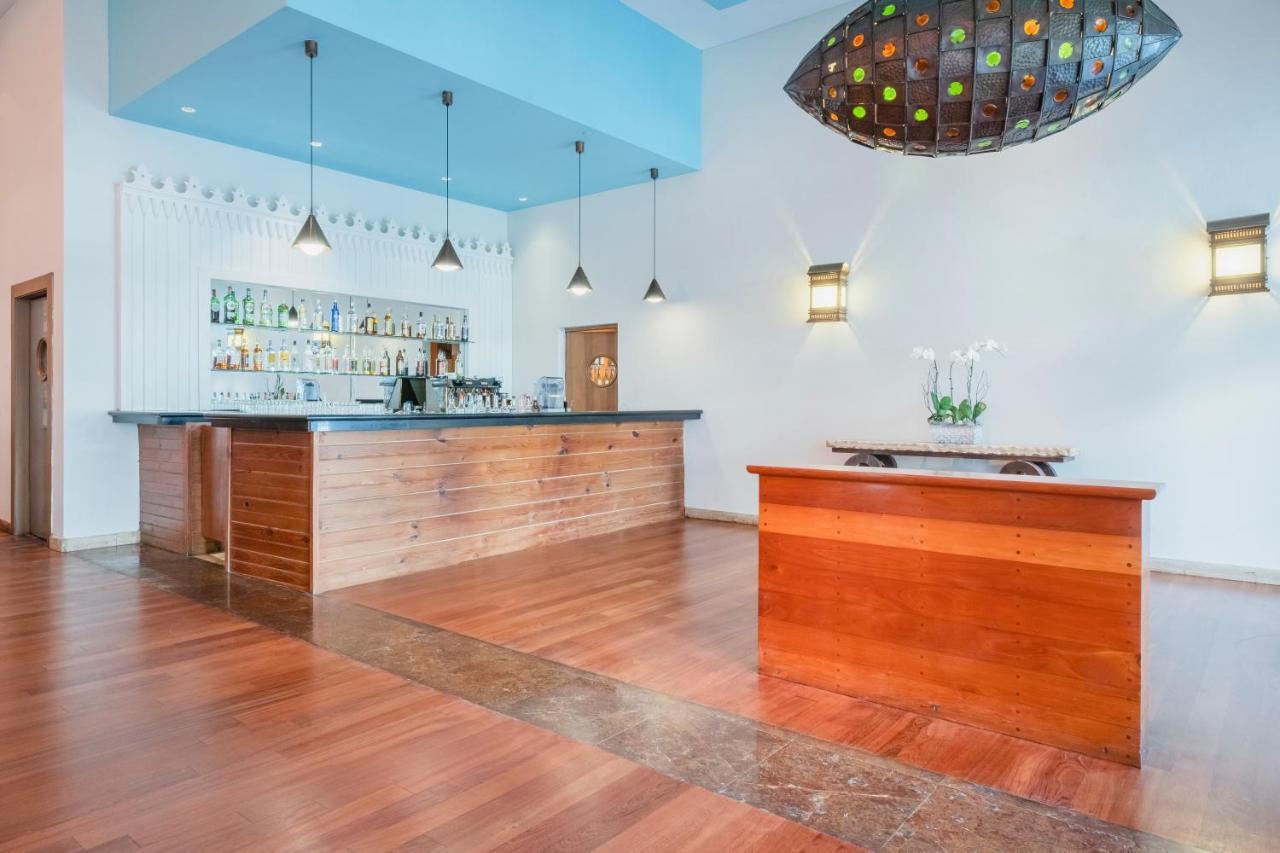 Iberostar Waves Rose Hall Beach Teluk Montego Bagian luar foto