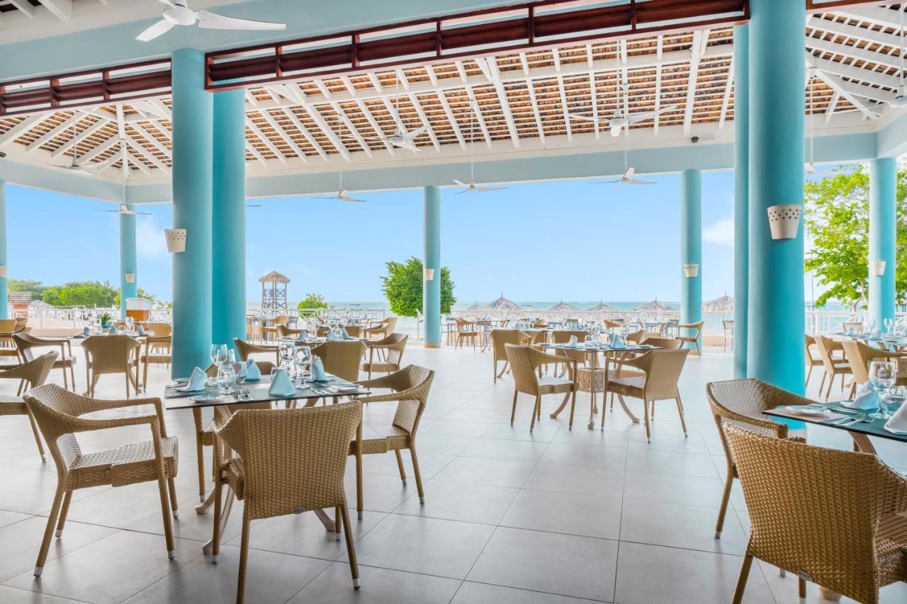 Iberostar Waves Rose Hall Beach Teluk Montego Bagian luar foto