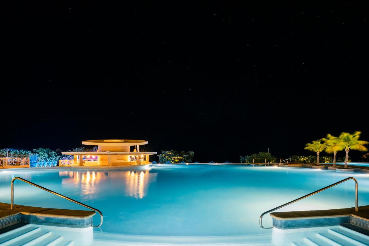 Iberostar Waves Rose Hall Beach Teluk Montego Bagian luar foto